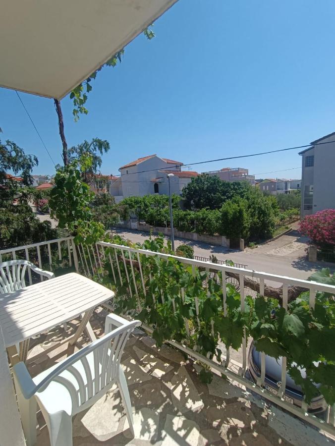 Tribunj Apartmani Extérieur photo
