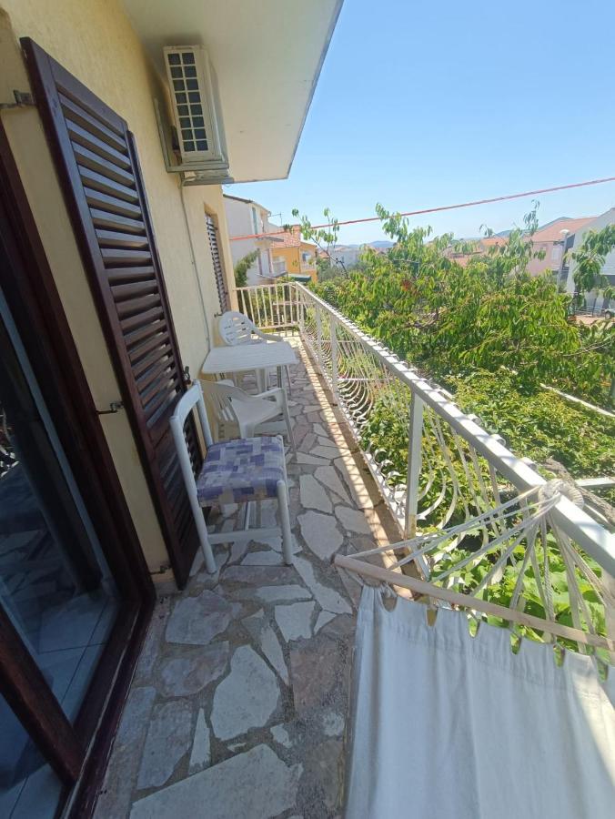 Tribunj Apartmani Extérieur photo