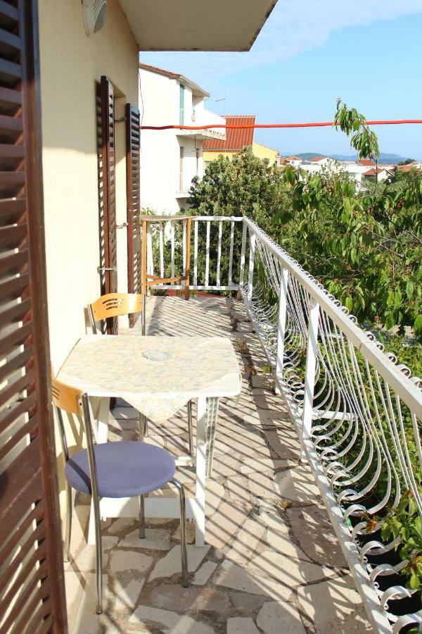 Tribunj Apartmani Extérieur photo