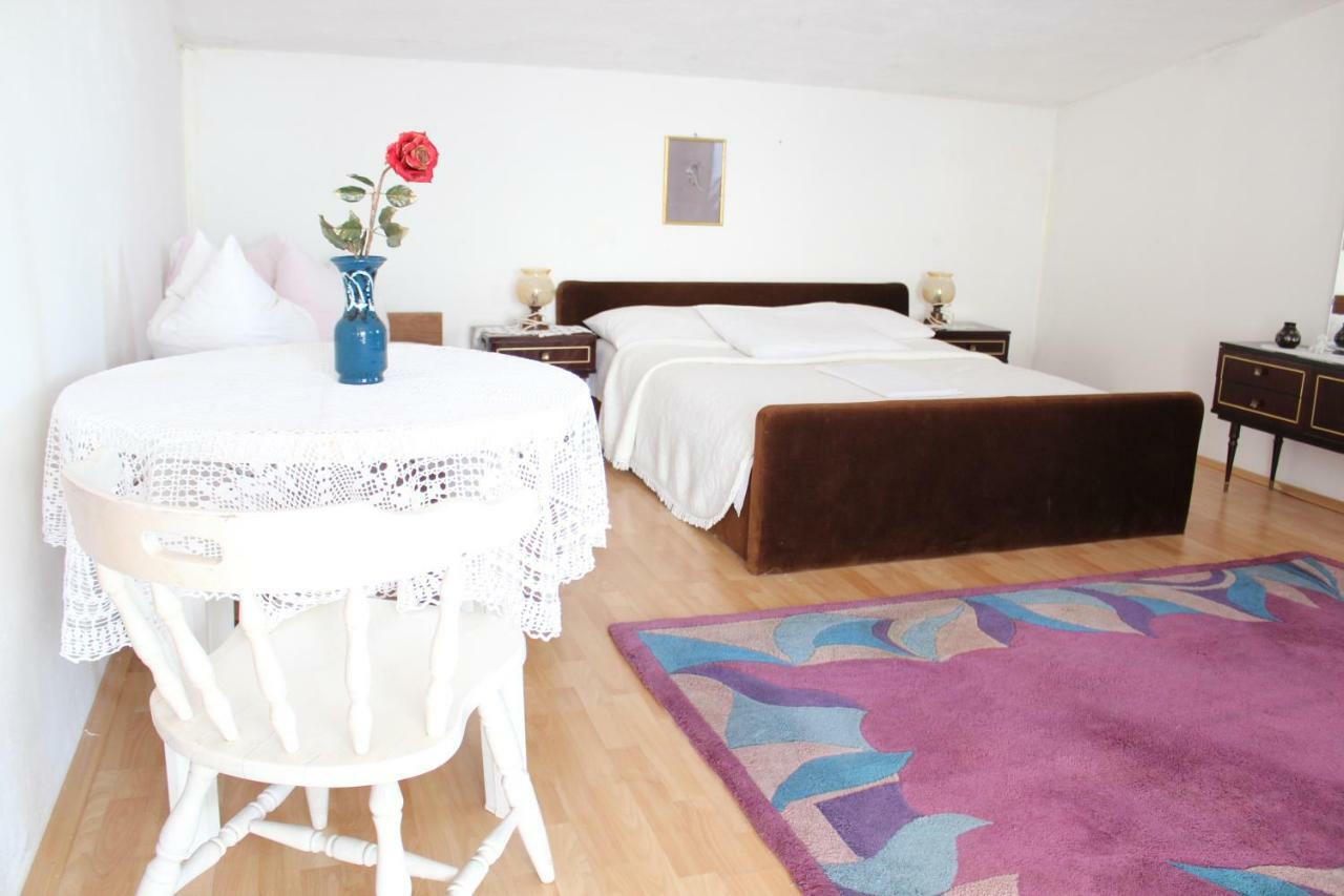 Tribunj Apartmani Extérieur photo